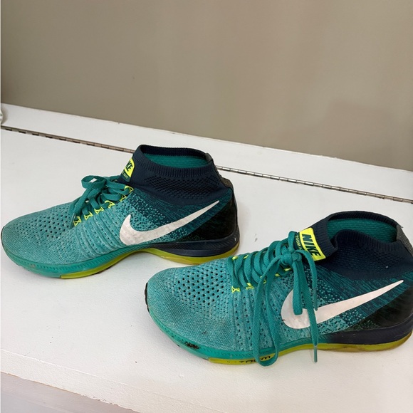 Nike Zoom All Out Flyknit Green/teal Women: Size: 8,5 - Picture 1 of 3